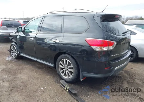 2016 Nissan Pathfinder S z USA, uszkodzony, nr VIN 5N1AR2MN0GC665190